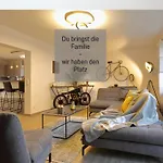 Semesterbostad Daeschinger *