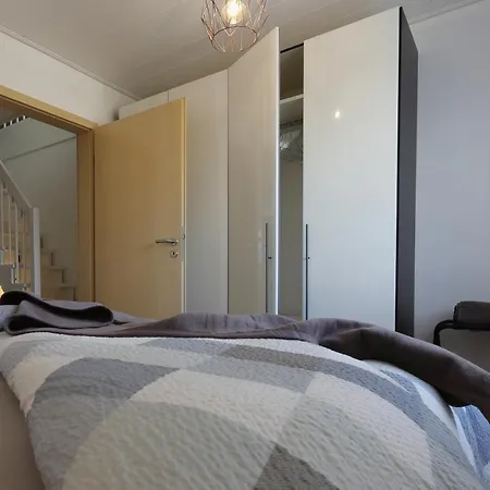 Semesterbostad Daeschinger