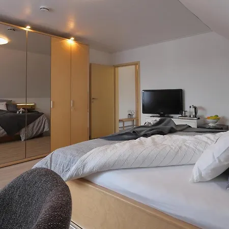 Semesterbostad Daeschinger Mastershausen