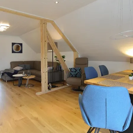 Semesterbostad Daeschinger *